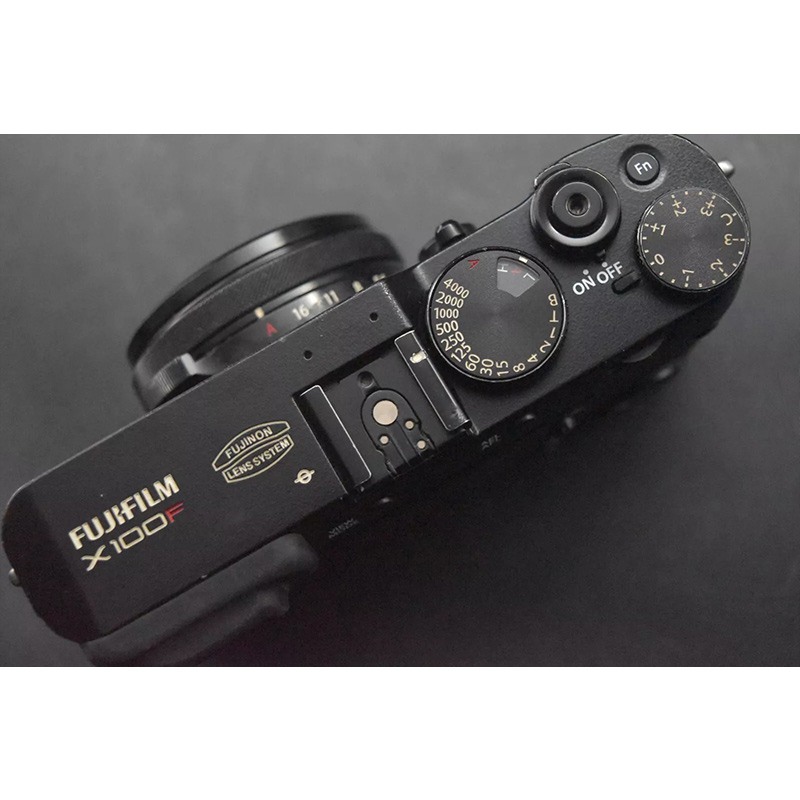 Fujifilm X100f 24.3mp Digital Camera Black From Japan [near Mint Sc 44900]5424 Refurbished5