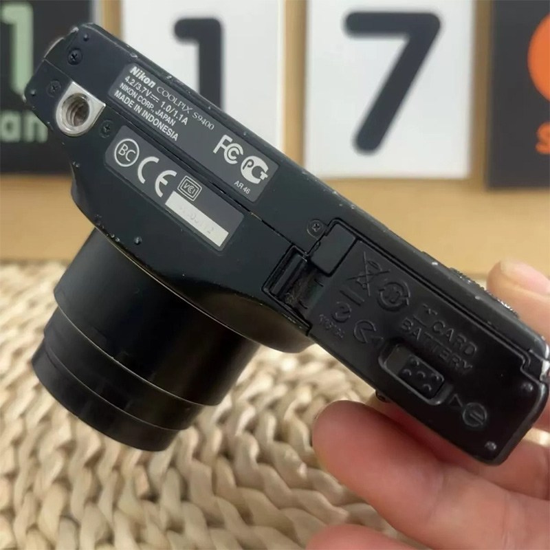 Nikon Coolpix S9400 18.1mp Digital Camera 18x Optical Zoom Wbattery Black Refurbished4