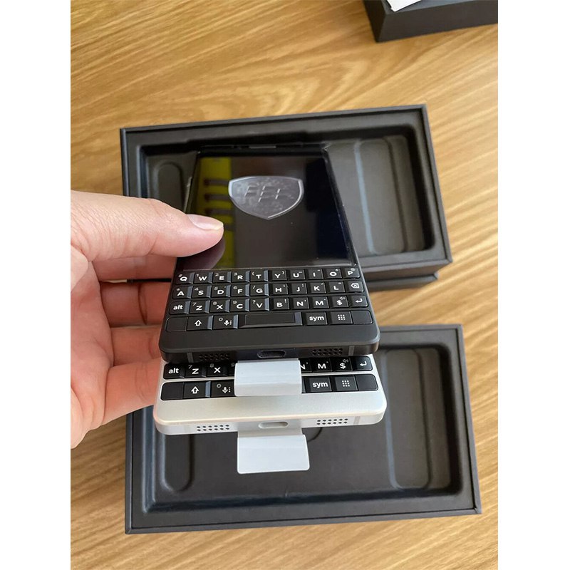 Blackberry Key2 (bbf100 1 Bbf100 2) 64gb+6gb 4g Unlocked Smartphone Refurbished